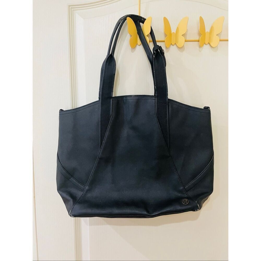 Lululemon All Day Tote Bag - Picture 2 of 14